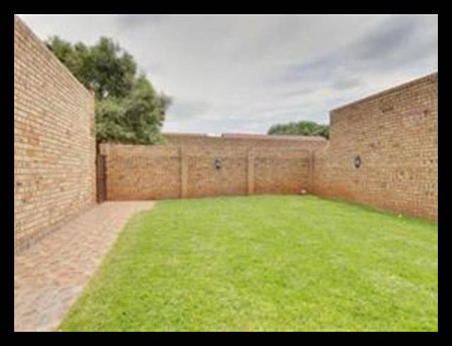 3 BEDROOM CLUSTER FOR SALE IN UNION